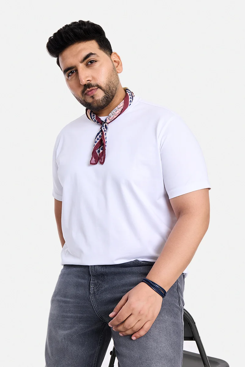 SNITCH White Solid Regular Fit Casual Plus Size T-Shirt