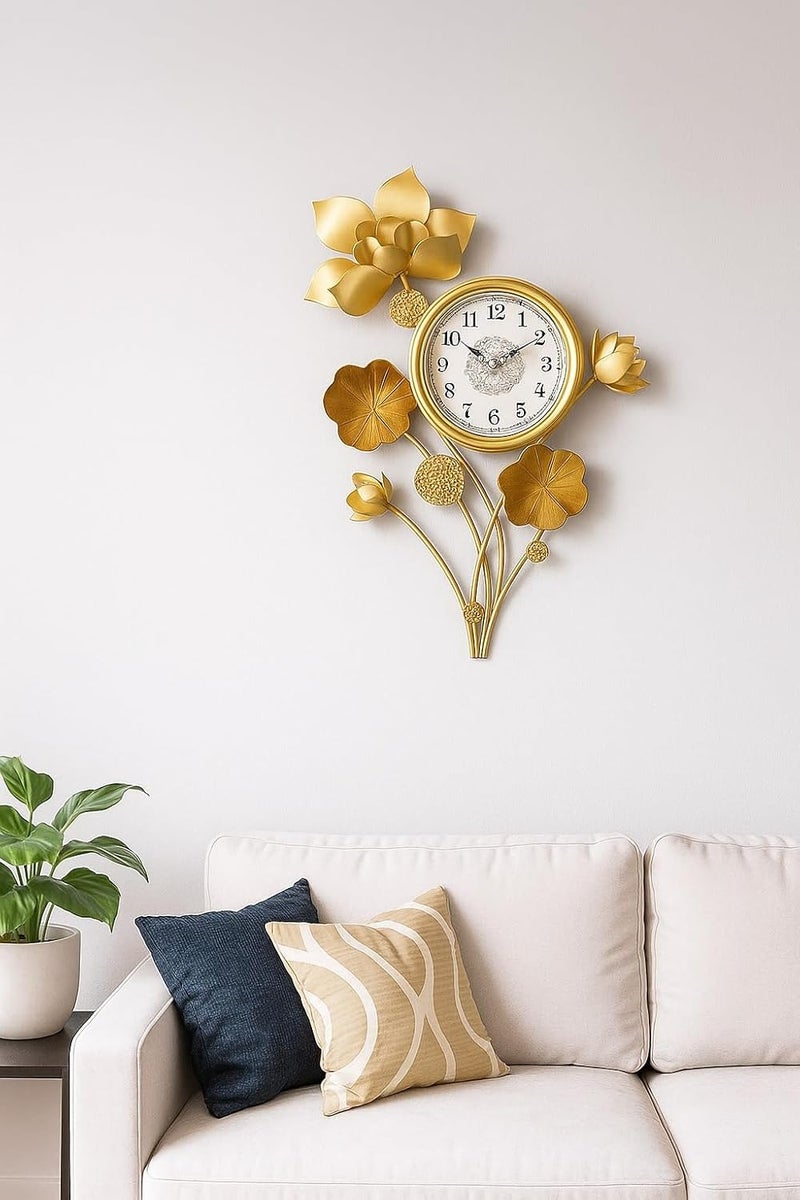 Earwig Metal Double Sided Wall Clock Decorative Indoor Outdoor Double Sided Clock Easy to Read, Hanging Station Clock for Patio, Garden, Office Outside Corner Decor (EW-04) - Image 3