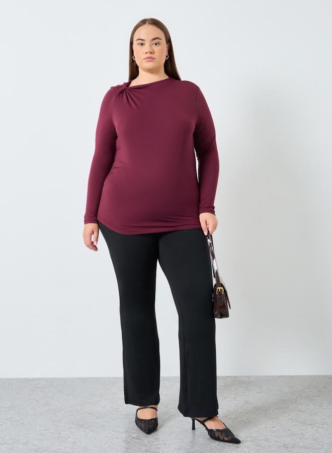 ستايلي بلوزة بمقاس كبير وياقة غير متماثلة - Image 3