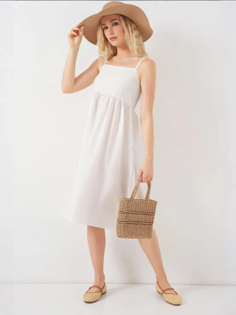 بيغ دارت فستان ميدي بياقة مربعة من  بنقش بارز