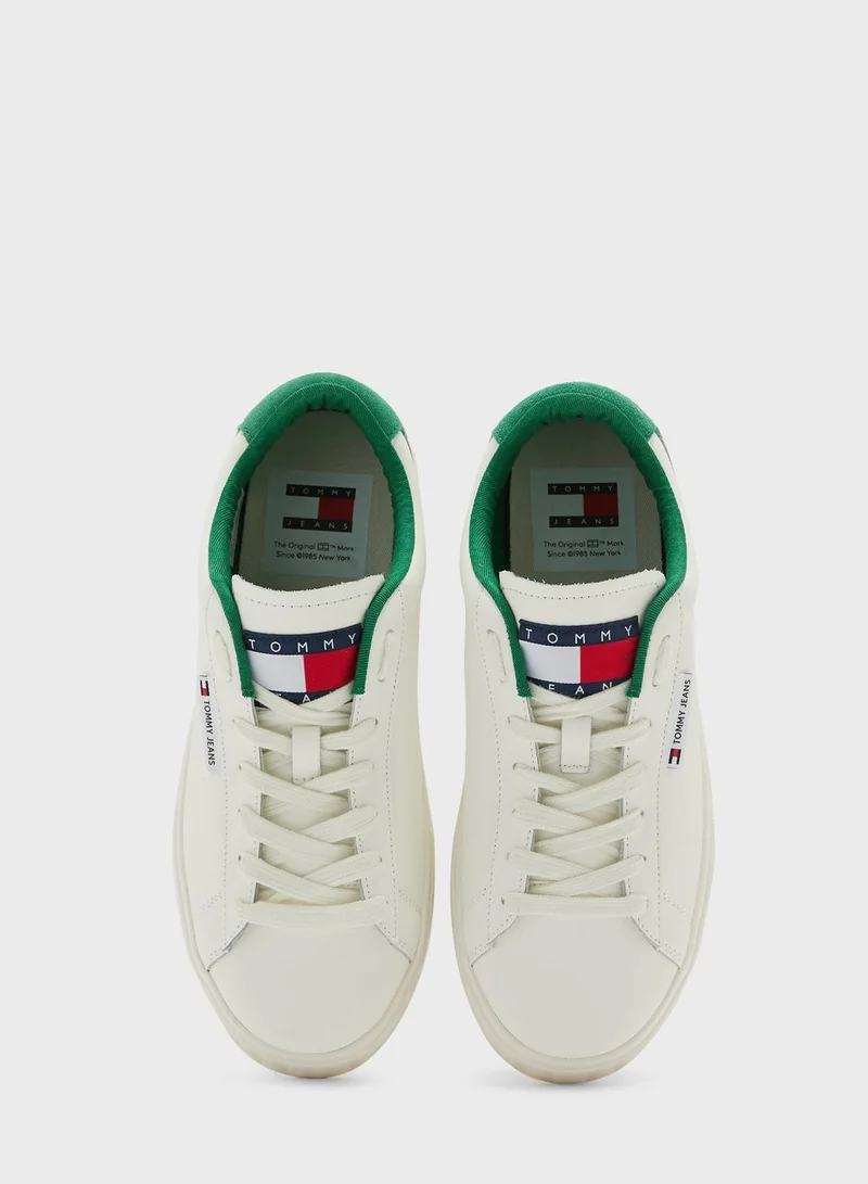 TOMMY JEANS Lace Up Low Top Sneaker