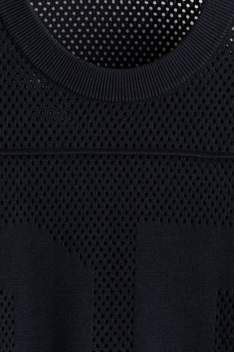 H&M  Relaxed Fit Boxy hole-knit T-shirt for Men | Best Price UAE
