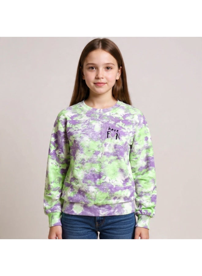 Sinsay سويت شيرت بناتي بتصميم تاي داي عصري وألوان ناعمة، خامة قطن مخلوط مريحة جدًا على البشرة، دافئ وخفيف للحركة، مناسب للبنات في اللبس اليومي والخروج، قطعة شيك وعملية تضيف لمسة مميزة لدولاب البنات - Image 1