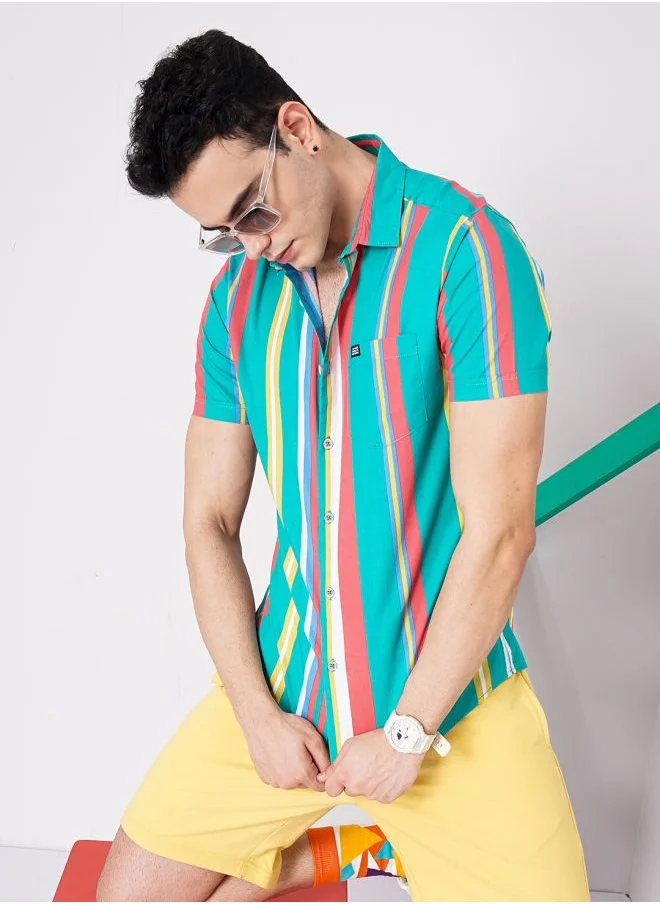 شركة المرآب الهندية Men Casual Slim Fit Stripes Collared Neck Short Sleeves Curved Shirt