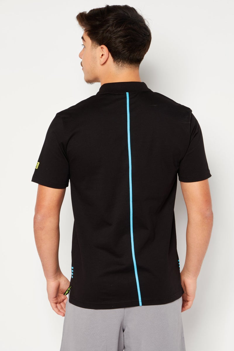 FILA قميص بولو رياضي رجالي بشعار العلامة التجارية، مجموعة سوداء - Image 4