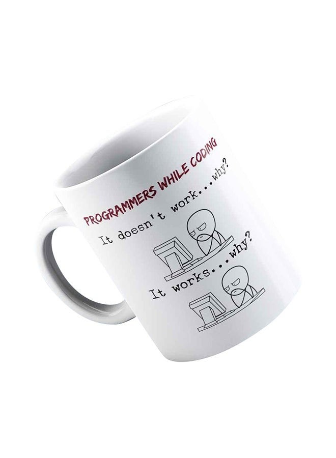 فون بلانيت مج قهوة مطبوع عليه نمط يعبر عن المبرمج والمطور أثناء البرمجة أبيض 325ملليلتر - Image 3