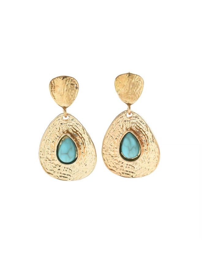 حقل أقراط نسائية مع قلادات ذهبية ذات عروق الفيروز. - Image 2