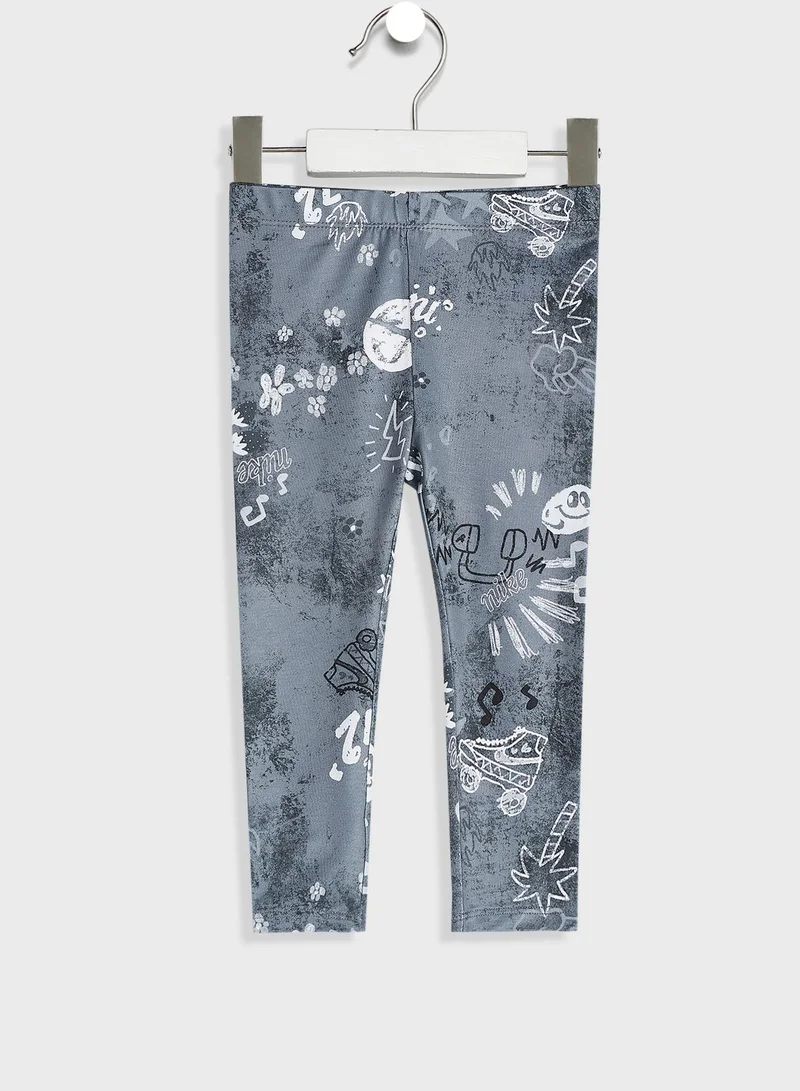 Nike Infant Icon Clash Set