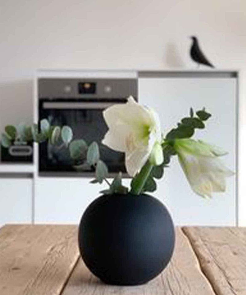 PUREZENTO Cooee Ceramic 4.2 Inch Matte Black Round Vase | Decorative Ceramic Vase for Modern Home Decor & Office | Circle Round Modern Vases for Wedding Dinner Table Party Centerpiece - Image 1