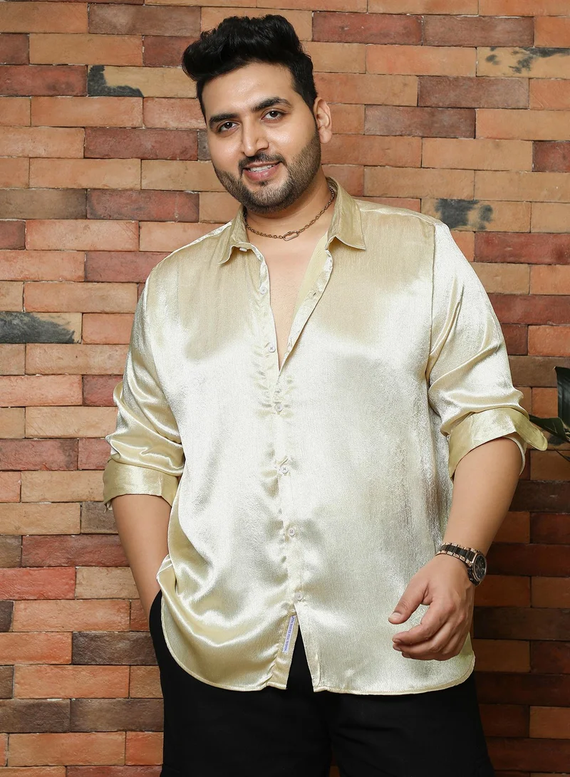 انستافاب بلس قميص رجالي أبيض سادة من الساتان بنسيج لامع