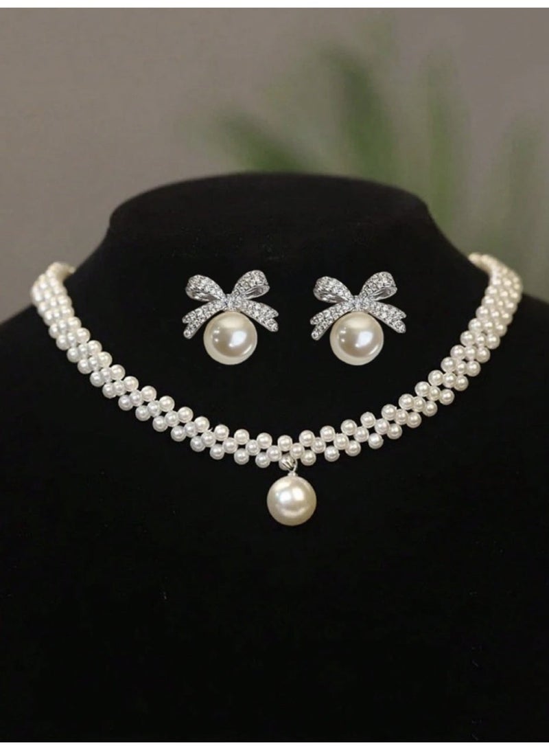 Pearl accessory set, resulting in two pieces (necklace + earrings) - Image 1