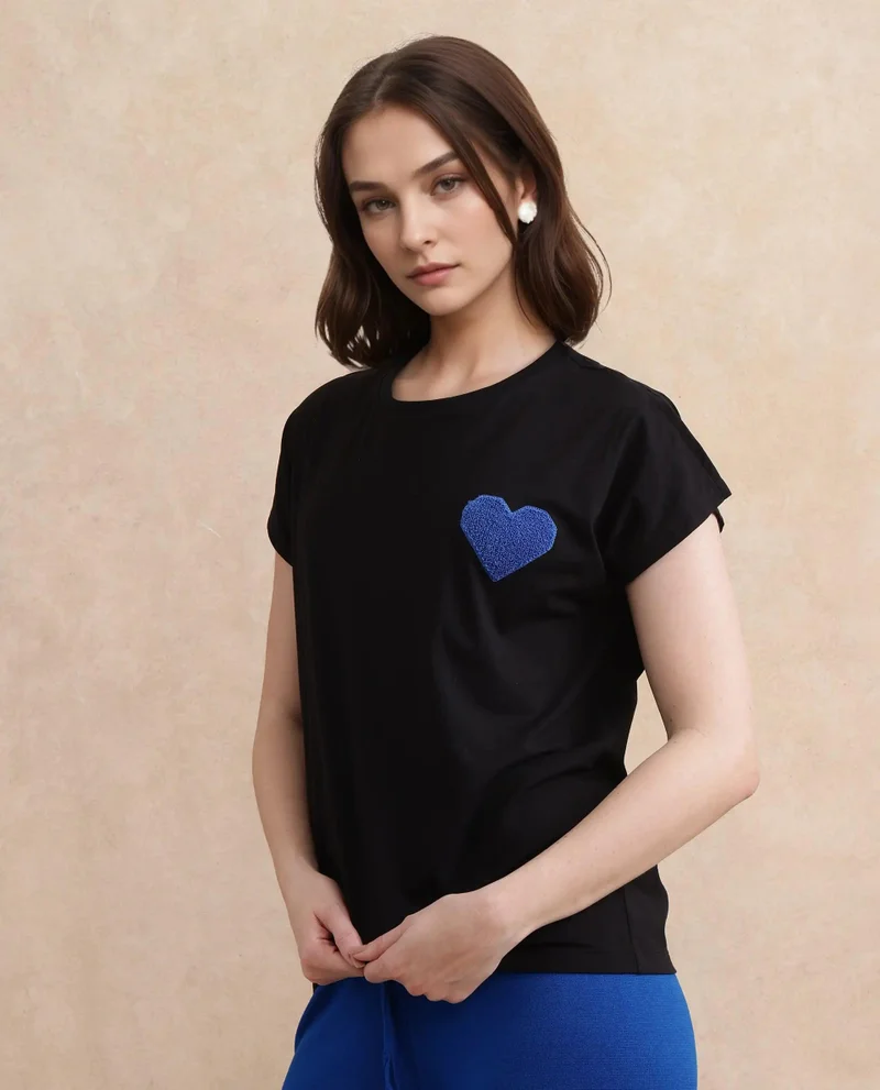Rareism Women's Extended  Sleeve T-Shirt With Embroidered Heart