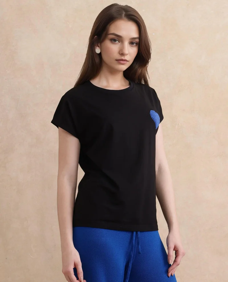 Rareism Women's Extended  Sleeve T-Shirt With Embroidered Heart