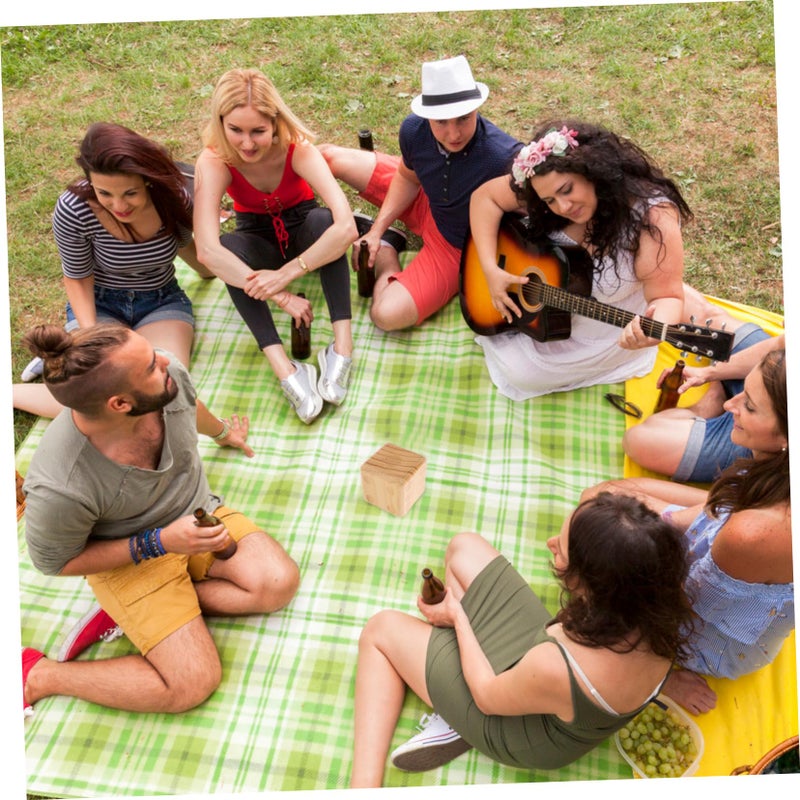 Large Wooden Dice Game Set With Corner Design For Outdoor Activities Family Gatherings - Image 5