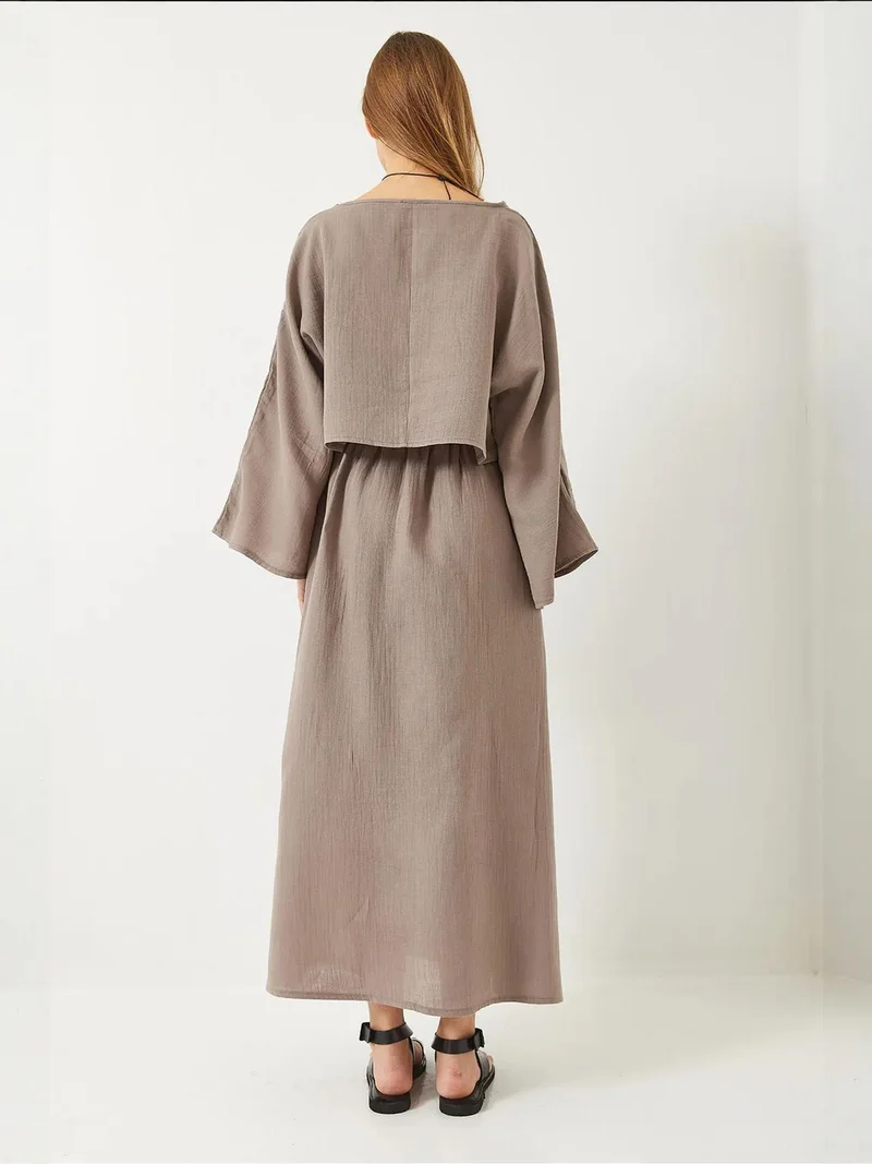 Bianco Lucci LUCCI Textured Crew Neck Blouse and Skirt Set