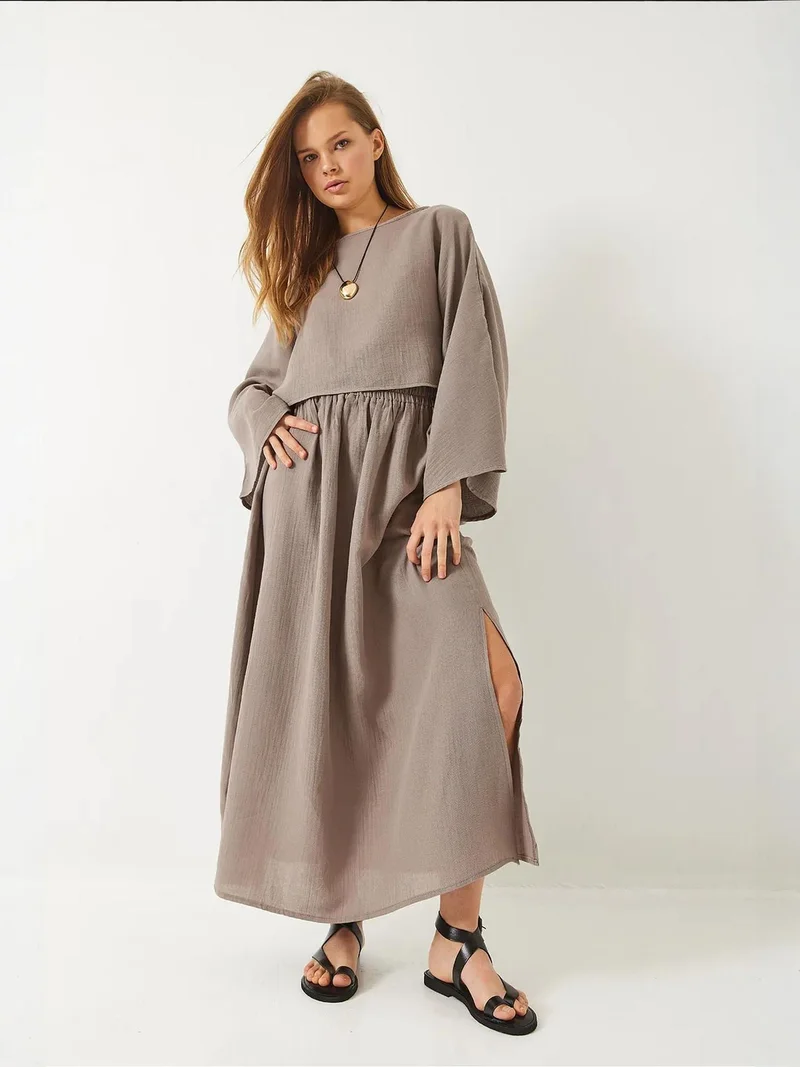 Bianco Lucci LUCCI Textured Crew Neck Blouse and Skirt Set
