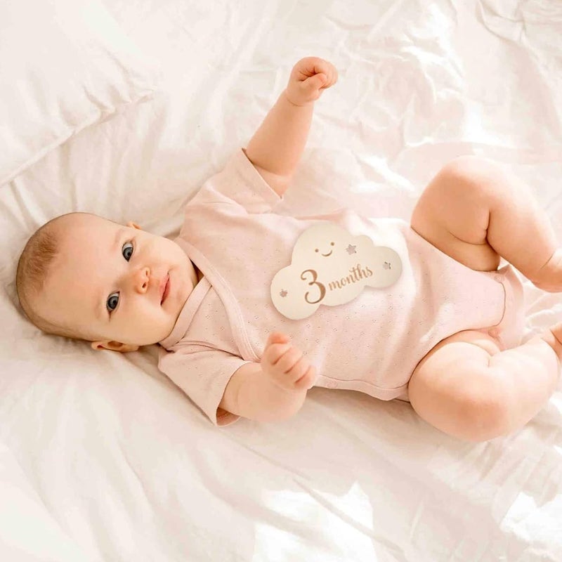 CheeseandU 8Pcs Wooden Milestone Cloud Signs Wooden Monthly Milestone Photo Cards Baby Growth Cards Pregnancy Journey Milestone Markers for Baby Shower  Photo Props Cloud Cards - Image 4