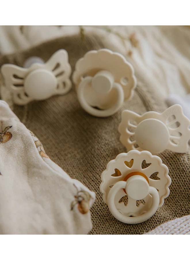 FRIGG Baby's First Pacifier 4-pack - Floral heart - Cream 0-6M - Size 1 - Image 2