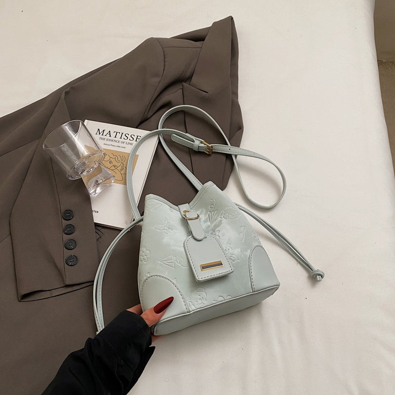Bucket Bag For Women 2025 Spring New Shoulder And Crossbody Bag With Contrasting Color Design, Three-Dimensional Women'S Bag Model - Image 1