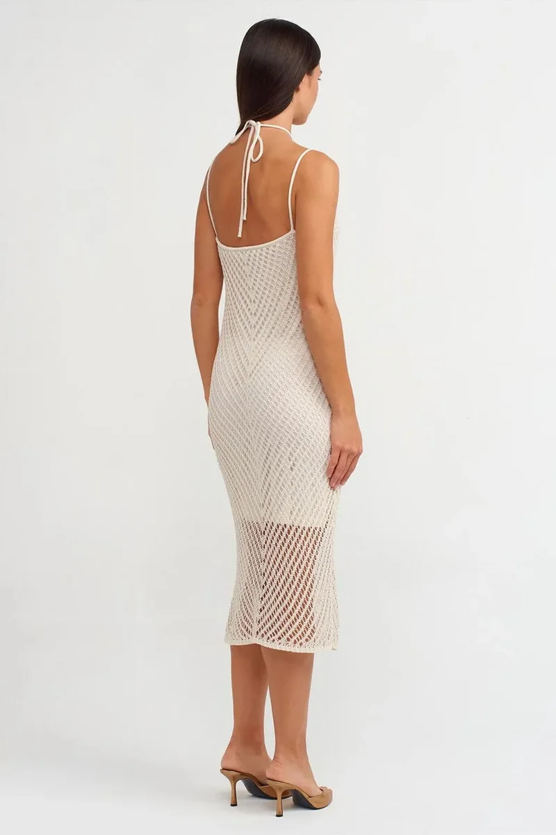 ديلفين DILVIN Textured Halter Midi Dress With Cut-Out