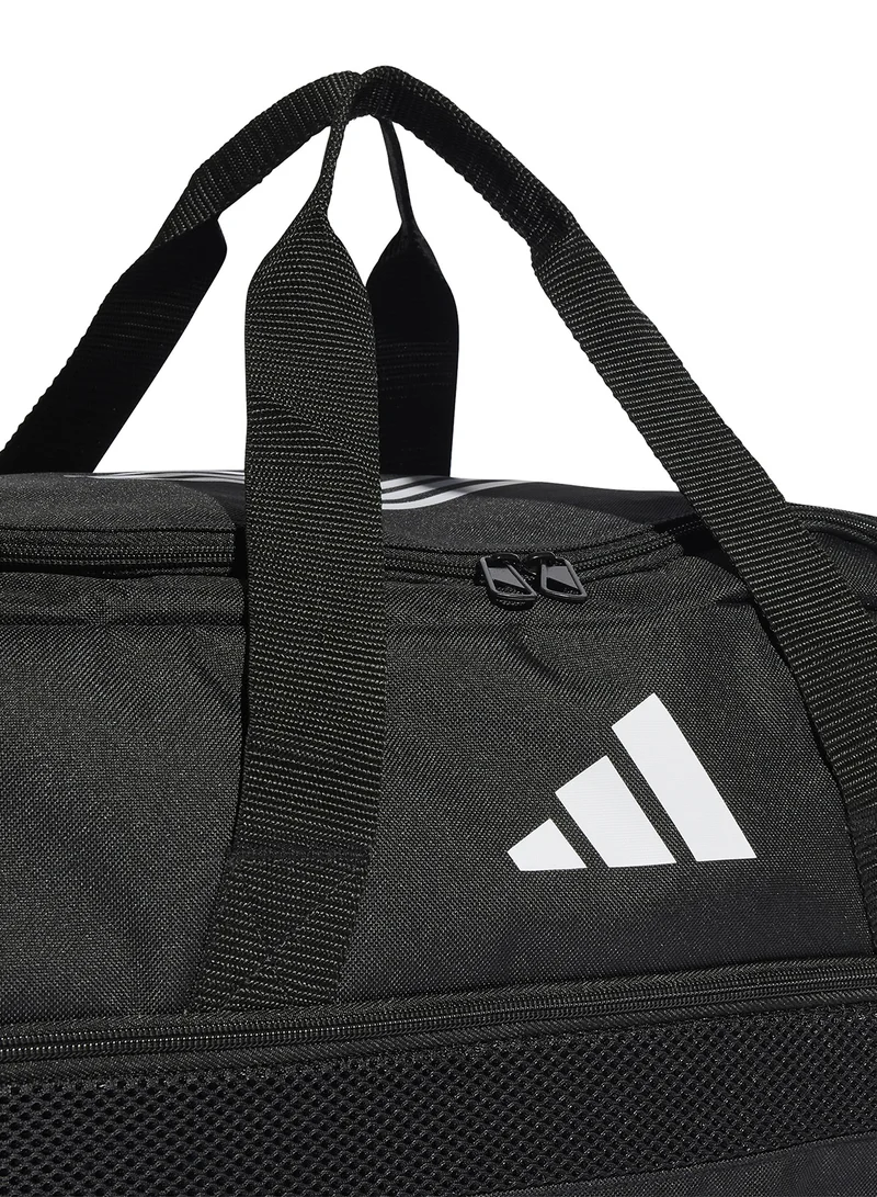 adidas حقيبة دافل تيرو ليج متوسطة