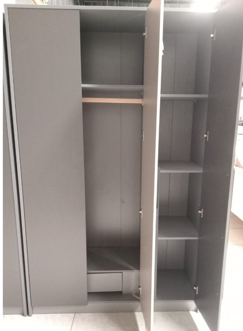 Generic WARDROBE 3 DOOR ,CONTRAST COLOR DOOR,GOOD LOOKING FOR YOUR BEDROOM  - Image 3