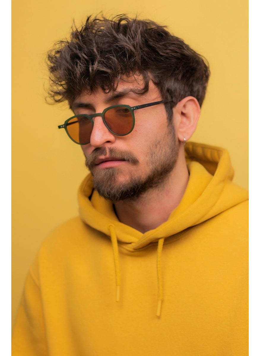 Focus On Wilson Matte Green Unisex Sunglasses  - Image 4