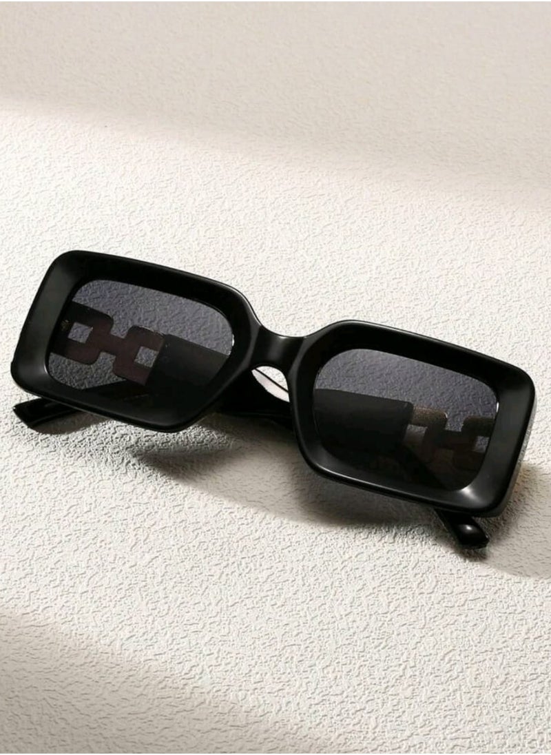 Shein Oversized Sunglasses Vintage  Classic Decoration UV Protection Glasses  - Image 2