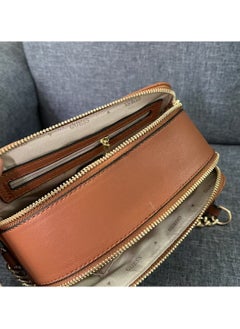 GUESS Women Crossbody Bag,Bag for Women,Shoulder Bag 21*15*8.5cm  - Image 5