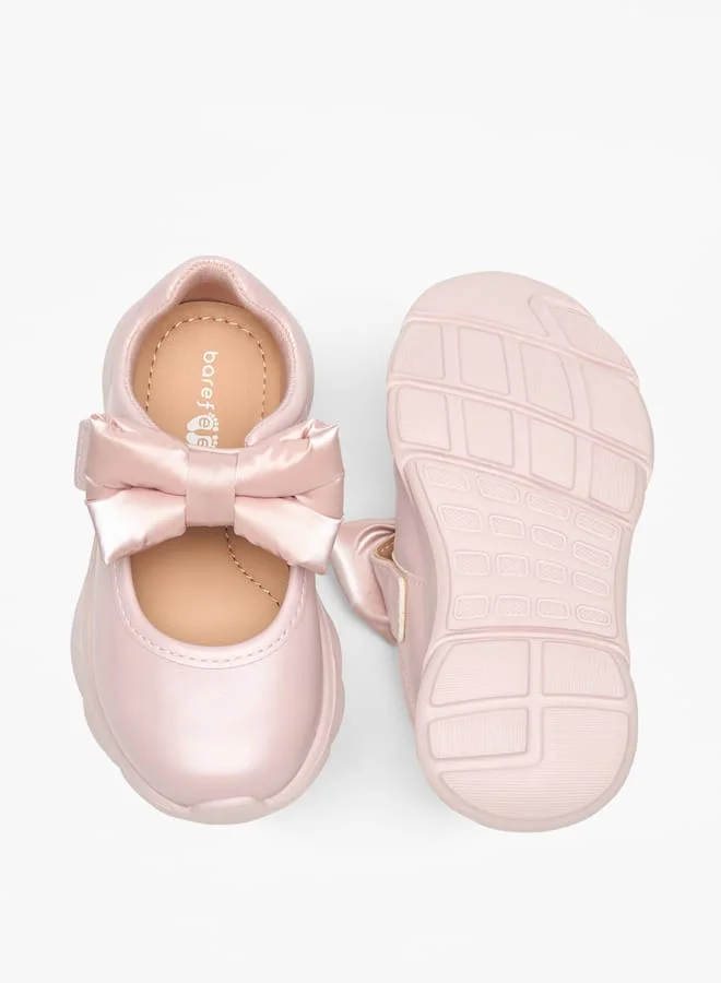Barefeet Bow Accent Shoes with Hook and Loop Closure