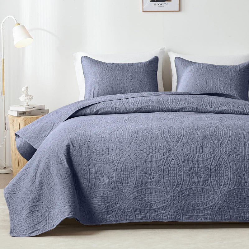akkialla King Size Quilt Set,Bluish Grey Ultrasonic Bedspread,Lightweight Soft Coverlet with Modern Coin Pattern,All Season California King Bedding Set,3 Piece Set(1 Quilt,2 Pillow Shams) - Image 1
