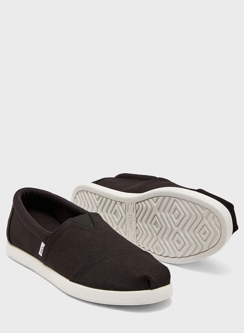 TOMS Alp Fwd Slip Ons