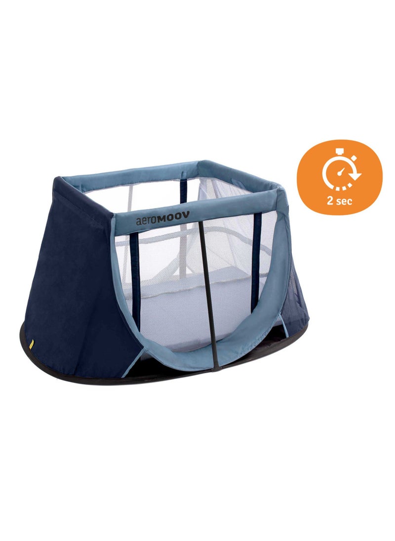 aeroMoov - Instant travel bed without the possibility of making a house core AeroMoov . Blue - Image 1