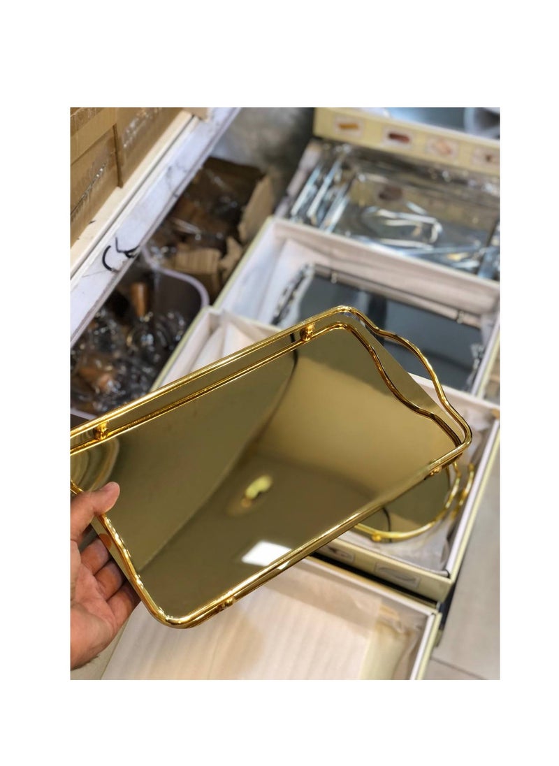 Generic - Rectangular Mirror Serving Tray Set Stainless 2-Piece Serving Tray Set Very chic for serving with a mirrored sheen. The set is made of two pieces in sizes to suit all your needs. A set of stainless steel serving trays with a mirror on the magnet, gold. - Image 1