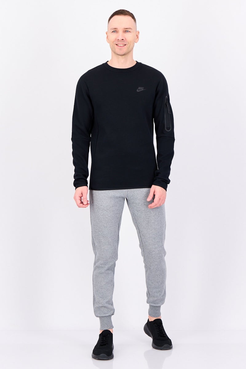 Nike Men Sportswear Fit Long Sleeve Outdoor Sweatshirt, Black - Image 4