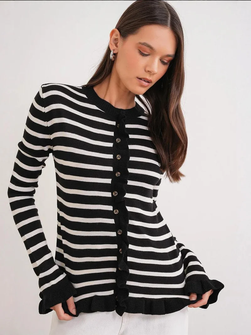 ميكسراي كارديجان ميكسراي بأزرار وخطوط