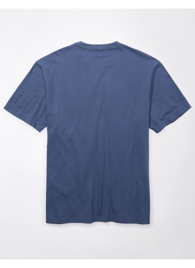 American Eagle - تي شيرت جرافيكي مطرز بشعار AE - Image 1