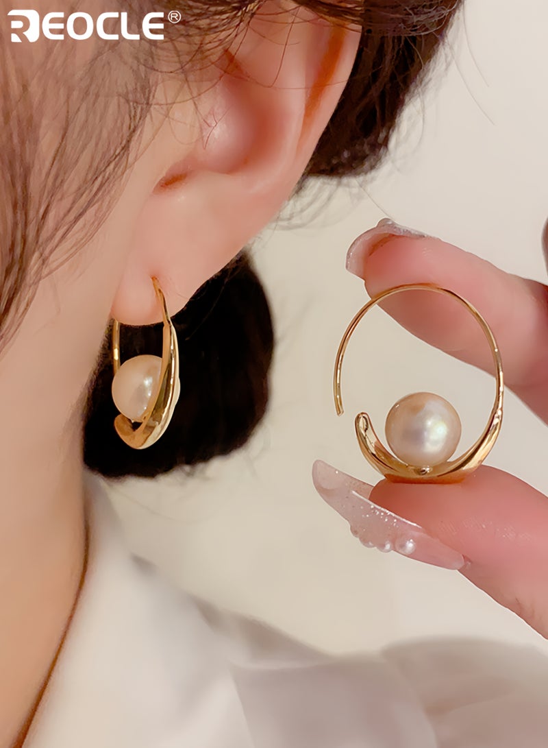 ريوكل أقراط نسائية خفيفة الوزن من اللؤلؤ بتصميم على شكل دمعة وميزة حلقة أنيقة مع إسقاطات من اللؤلؤ تتدلى بأسلوب عصري لتقديمها كهدية - Image 1