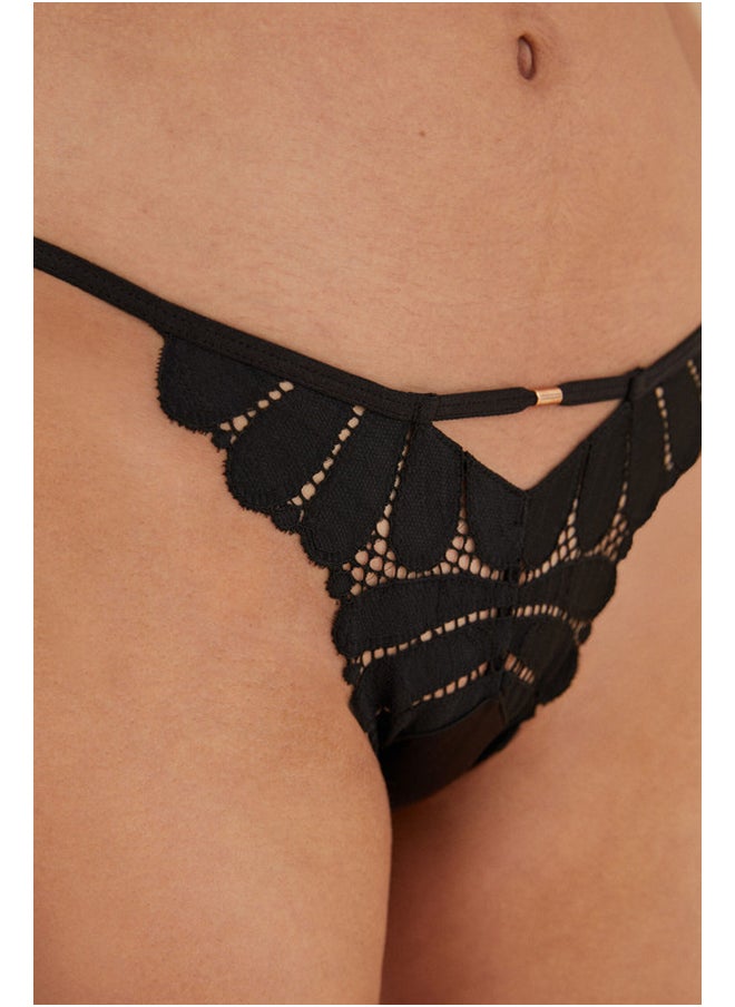 women'secret - Classic lace embroidered panties - Image 1