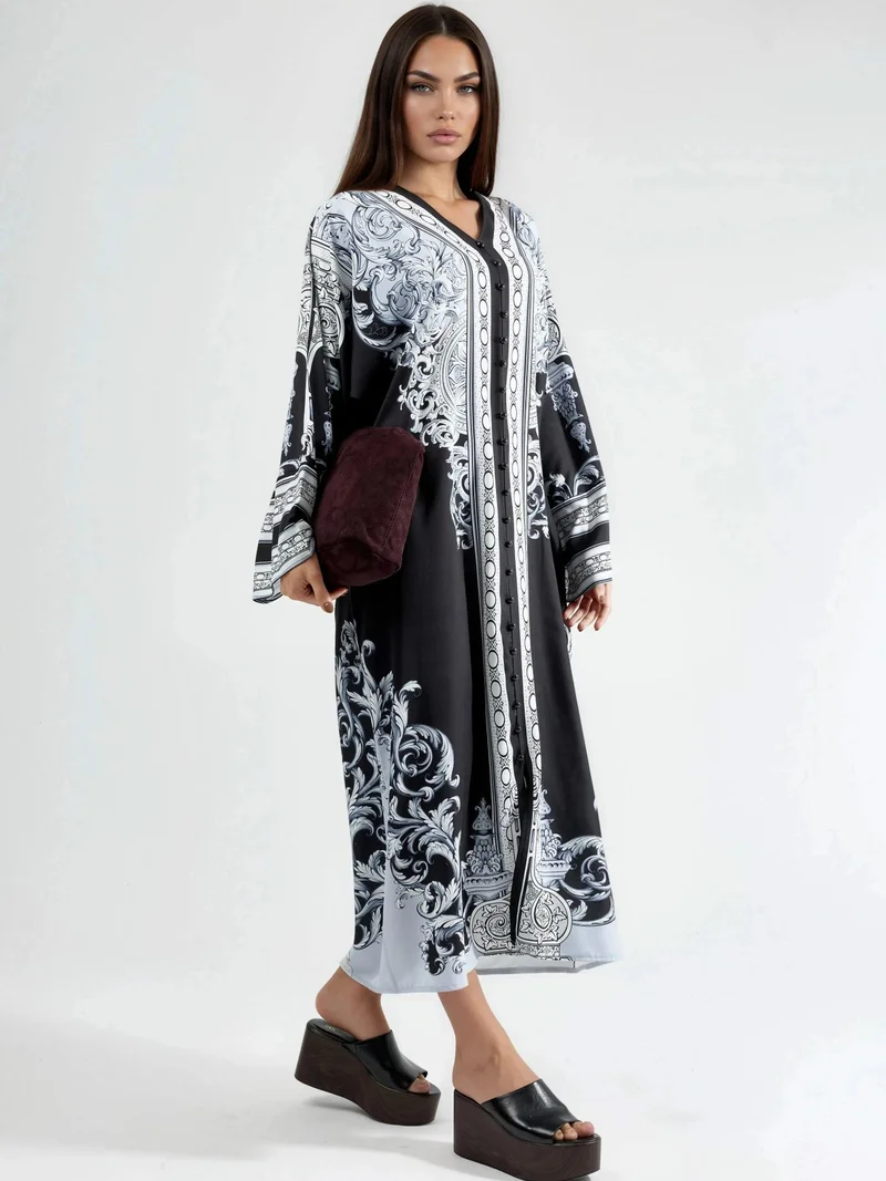 جينيفر Printed Maxi Dress with V-Neck