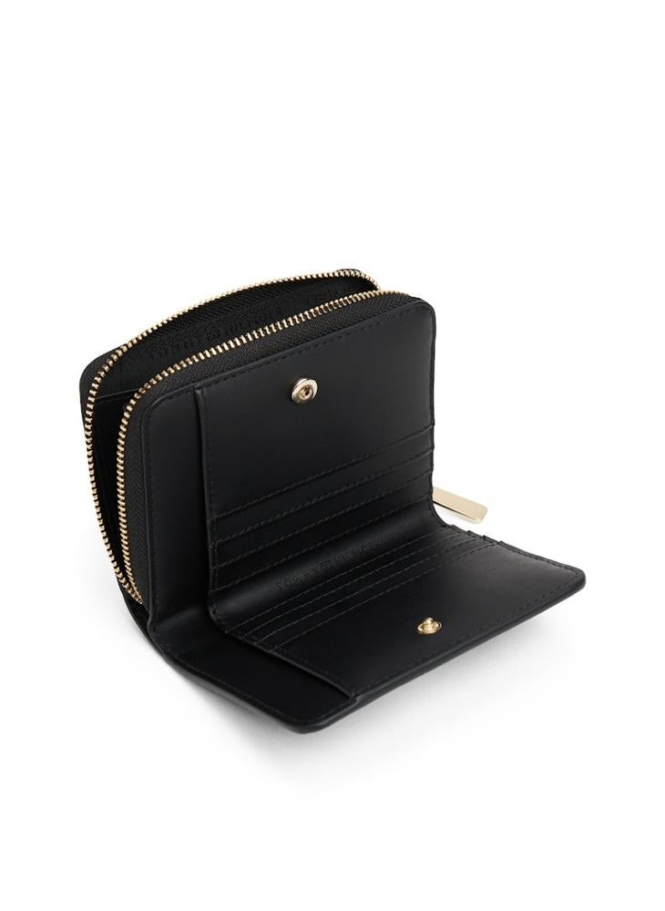 تومي هيلفيغر صندوق هدايا يحتوي على محفظة بسحّاب يحيط بها وحلية - Image 4