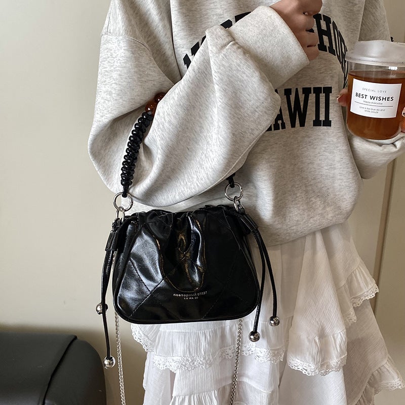 Ins Style Ringed Drawstring Bucket Bag Chain All-Match Commuter Handbag Internet Celebrity Western Style Single-Shoulder Crossbody Bag For Women - Image 4