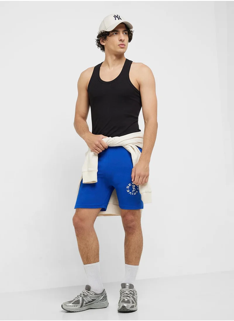 سفنتي فايف بيسيكس Casual Shorts