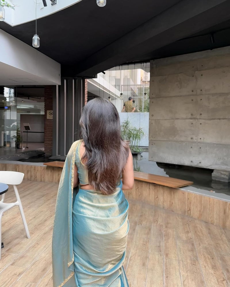 Sidhidata Women's Two Tone Shaded Soft Fandy Silk Saree with Hand Work Lace Border and Unstitched Blouse Piece - Image 4