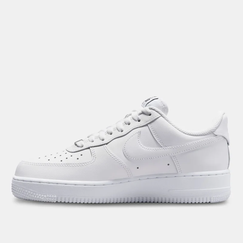 Nike Women's Air Force 1 '07 EasyOn Shoes