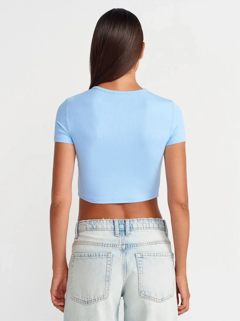 ديلفين DILVIN Slim Fit Crop Blouse With Buttons