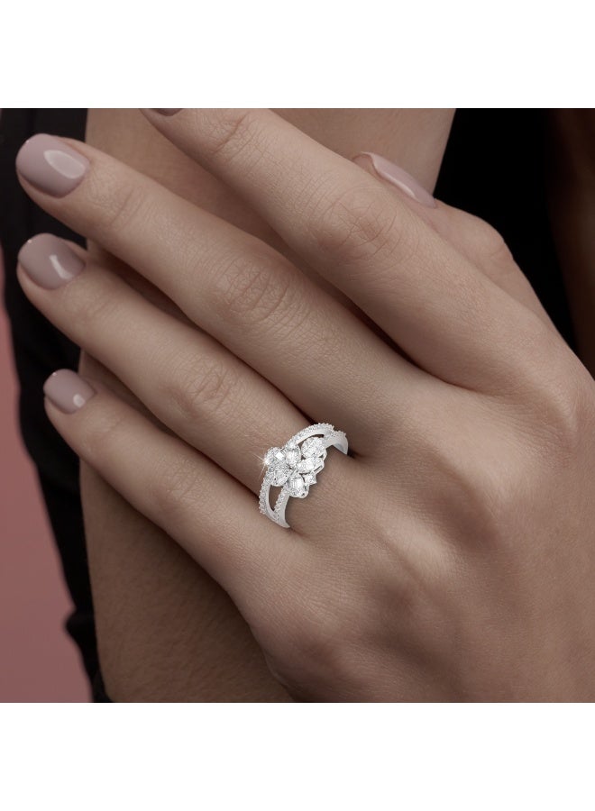 بفلح للمجوهرات تألقٌ مُعتمد: خاتم ألماس من الذهب الأبيض مع شهادة IDT - حصريًا لدى بفلح - Image 3