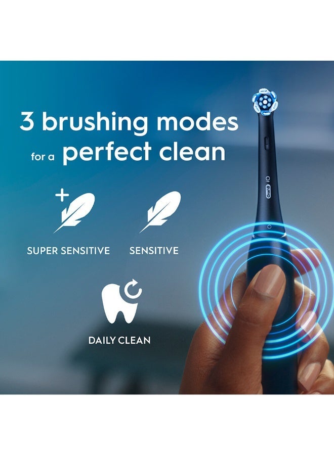 Oral-B فرشاة أسنان كهربائية قابلة لإعادة الشحن من أورال-بي iO2 باللون الأسود - Image 2
