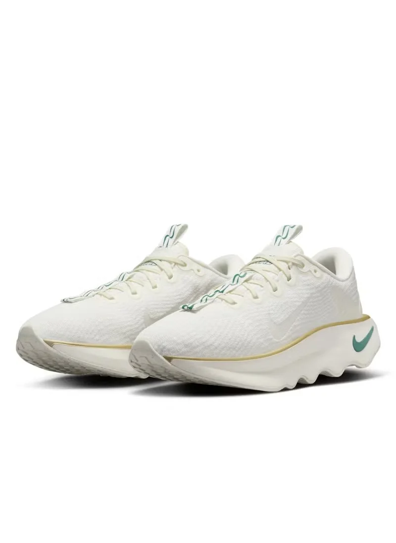 Nike Motiva