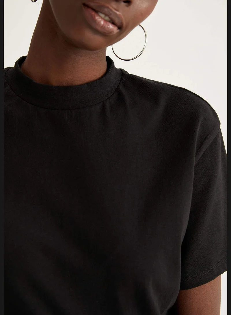 DeFacto Woman Regular Fit Crew Neck Knitted Short Sleeve T-Shirt